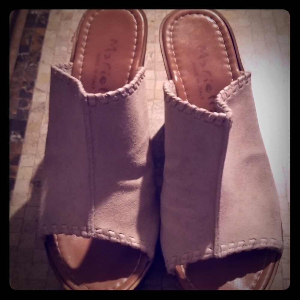 Ladies wedge shoes size 9